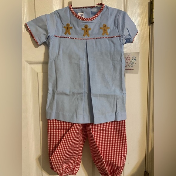 NWT Gingerbread Holiday Outfit - Picture 1 of 12